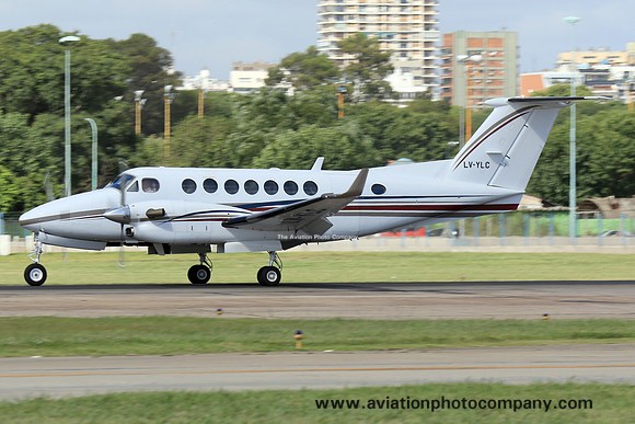 Beech King Air 350 LV-YLC (2015)