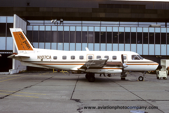 San Juan Embraer Bandeirante N107CA (1984)