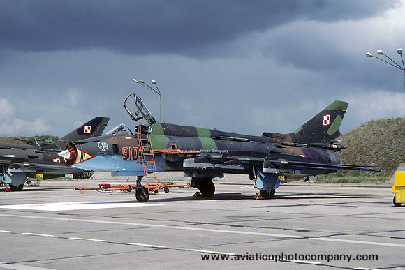 Polish Air Force Sukhoi Su-22M4 9103 (2000)