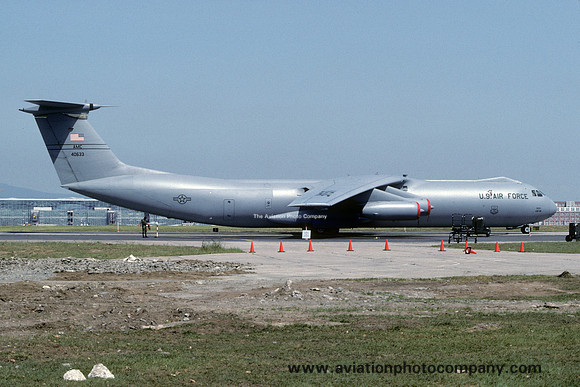 USAF 438 AW Lockheed C-141B Starlifter 64-0633 at Rhein Main (1992)