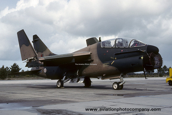 Portuguese Air Force LTV TA-7P Corsair 5546 (1989)