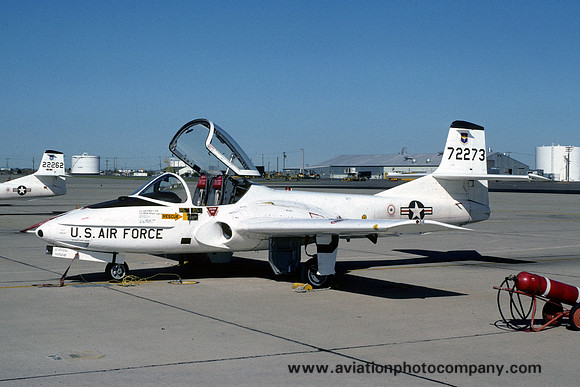 USAF 323 FTW Cessna T-37A Tweet 57-2273 (1980)