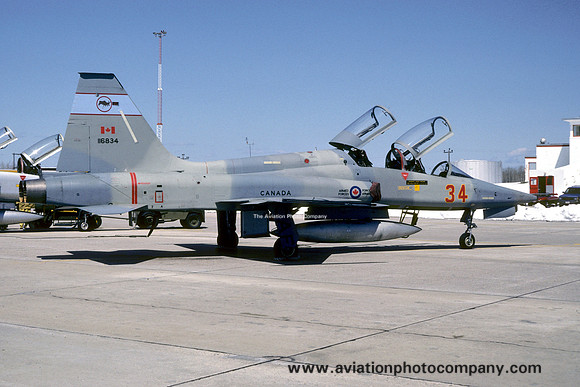 Canadian Armed Forces 419 Squadron Canadair CL-219 (CF-116D) CF-5D 116834 (1986)