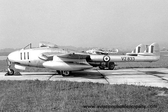 RAF 3/4 CAACU De Havilland Vampire FB.5 VZ833 (1959)