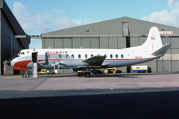 Alidair Vickers Viscount N501TL at East Midlands (1976)