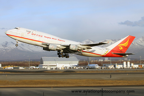 Yangtze River Express Boeing 747-400F B-2435 at Anchorage (2016)