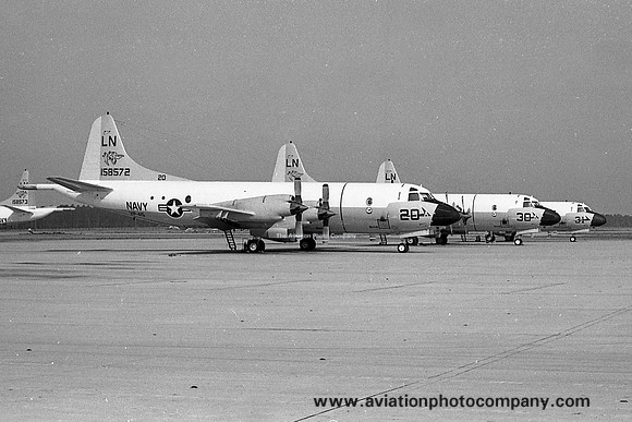 US Navy VP-45 Lockheed P-3C Orion 158572/LN-20 (1973)