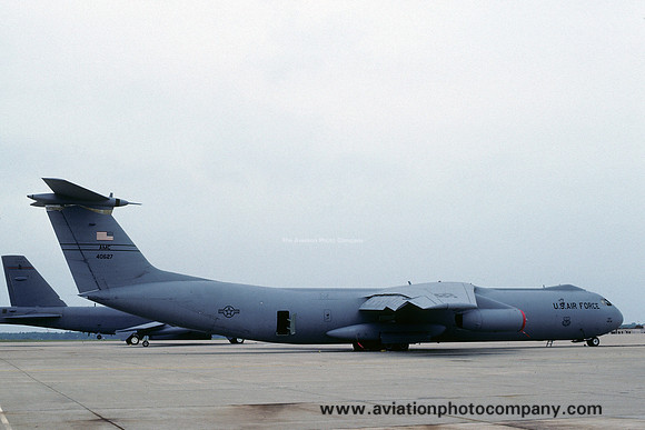 USAF 438 AW Lockheed C-141B Starlifter 64-0267 (1992)