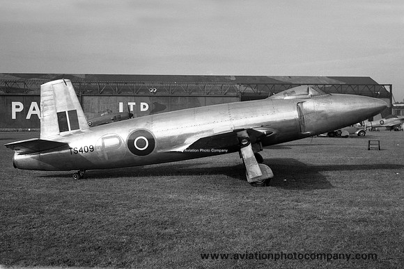 Royal Navy Supermarine Attacker TS409