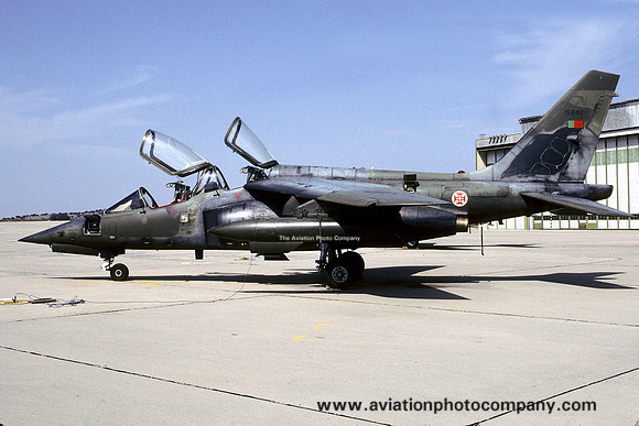 Portuguese Air Force Dassault/Dornier Alpha Jet 15242 (1997)