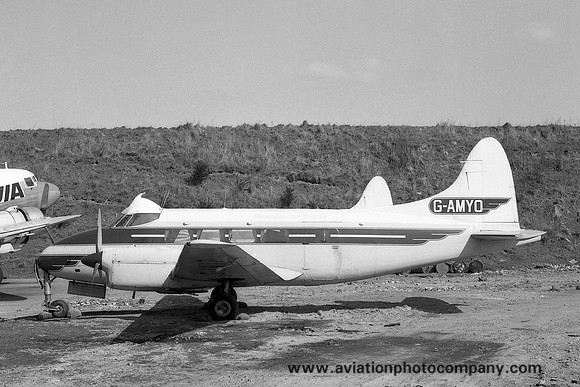 Ex Morton Air Services de Havilland DH.104 Dove 1B G-AMYO (1969)