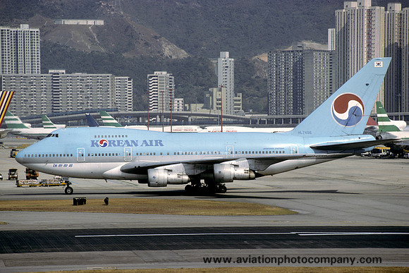 Korean Air Boeing 747SP-B5 HL7456 at Hong Kong (1992)