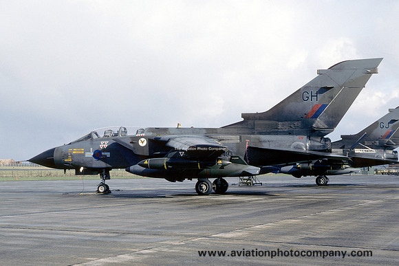 RAF 20 Squadron Panavia Tornado GR.1 ZA493/GH (1987)