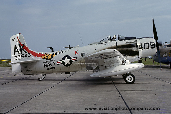 Douglas AD-4NA Skyraider N91945 (1978)
