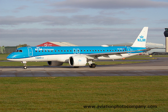KLM Cityhopper Embraer 195-E2 PH-NXM at Manchester (2024)