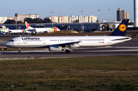 Lufthansa Airbus A321-231 D-AISJ (2008)