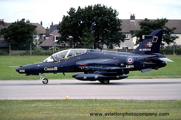 Canadian Armed Forces BAE Hawk 155 (CT-155) ZJ670/155202 at Warton (2000)