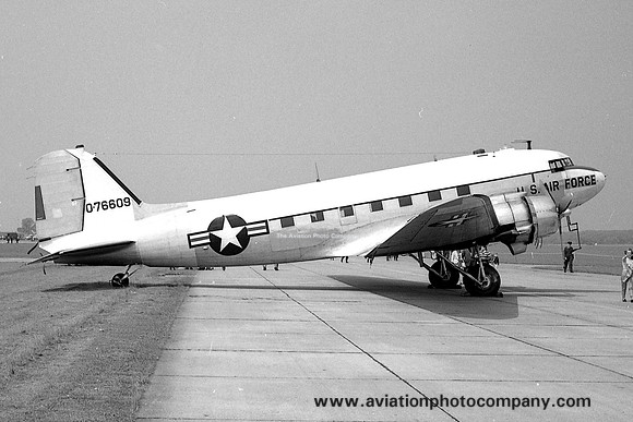 USAF 10 TRW Douglas C-47D Skytrain 44-76609 (1964)