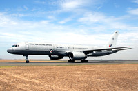 RNZAF 40 Squadron Boeing 757-2K2 NZ7571 at Avalon (2009)