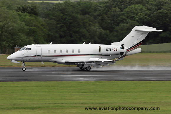 Netjets Bombardier Challenger 350 N754QS at Prestwick (2024)