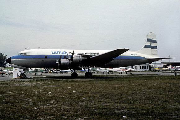 Lanica Douglas DC-6 AN-BFM (1978)