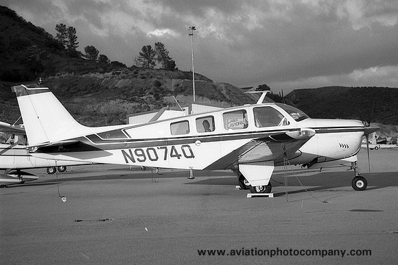 Beech A36 Bonanza N9074Q