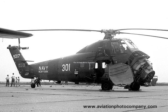 US Navy New York Sikorsky HSS-1 139017 (1959)