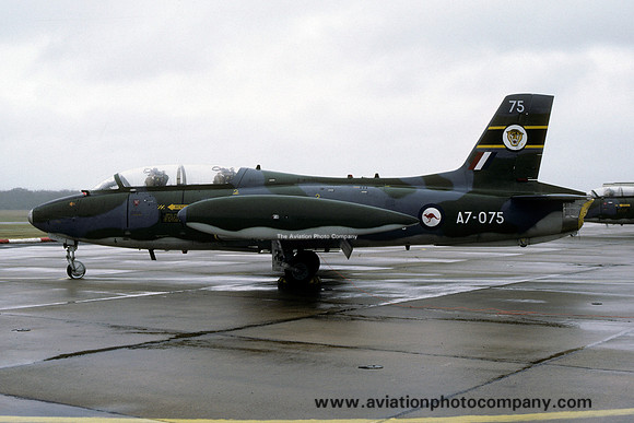 RAAF 2 OCU CAC MB.326H A7-075 (1986)