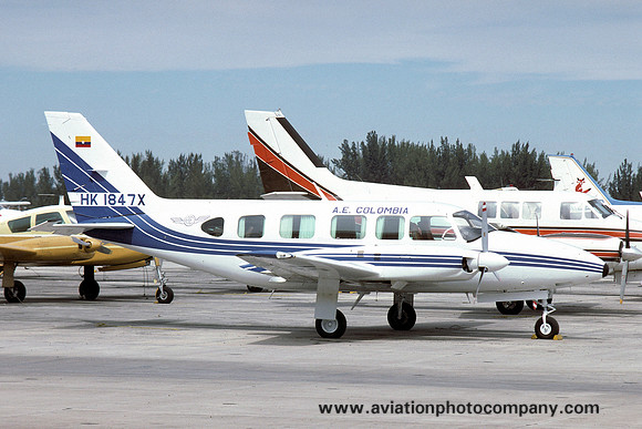 AE Colombia Piper PA-31 Navajo HK1847X (1978)