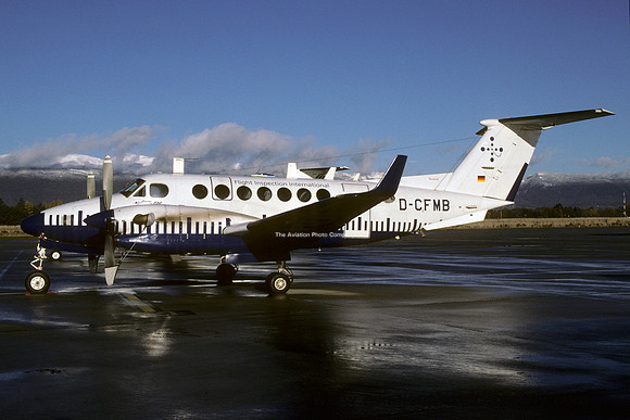 DFS Flight Inspection International Beech King Air 350 D-CFMB (2000)