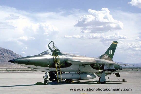 USAF AFRes 466 TFS Republic F-105B Thunderchief 57-5839 (1979)