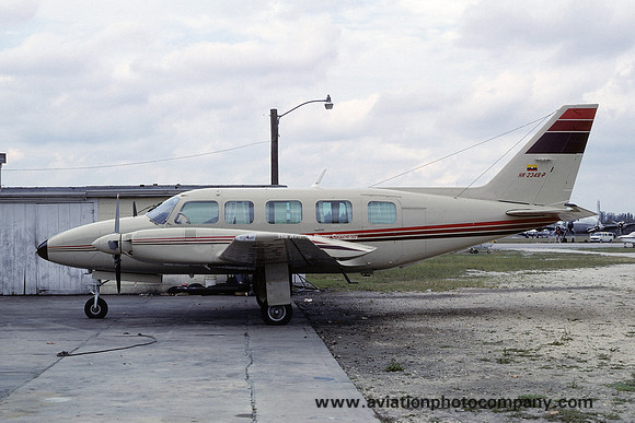 Piper PA-31-350 Navajo Chieftain HK-2348-P (1980)