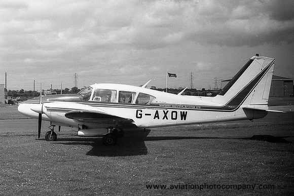Northern Executive Aviation Piper PA-23-250 Aztec D G-AXOW