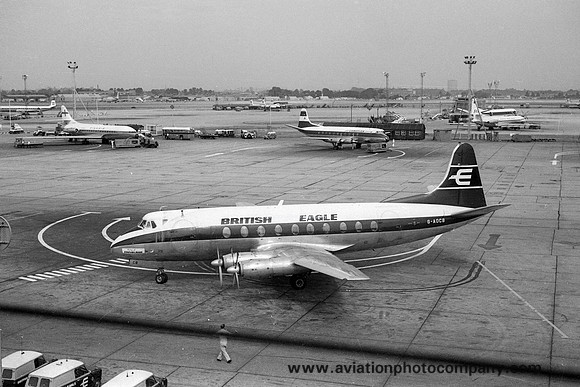 British Eagle International Airlines Vickers 755D Viscount G-AOCB (1964)