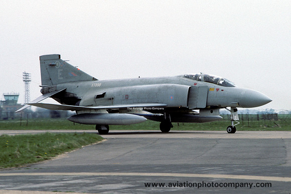 RAF 228 OCU McDonnell F-4M Phantom FGR.2 XT898/E (1983)