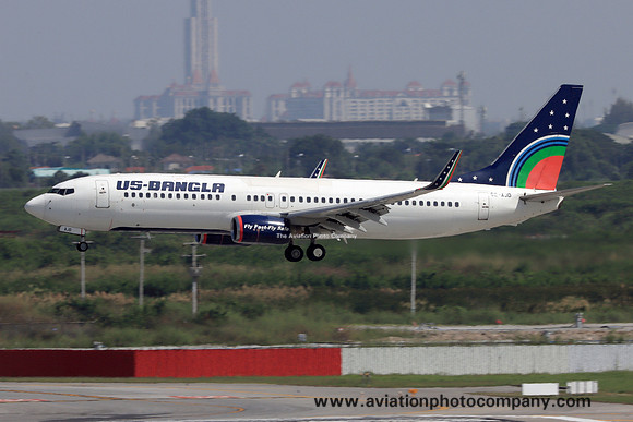 US-Bangla Airlines Boeing 737-8Q8 S2-AJD (2023)