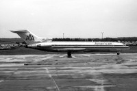 American Airlines Boeing 727-223 N6814