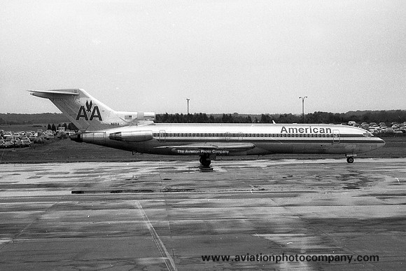 American Airlines Boeing 727-223 N6814