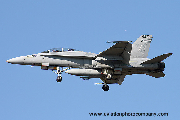 US Navy VFA-106 McDonnell Douglas F/A-18D Hornet 163994/AD-427 at NAS Oceana (2016)