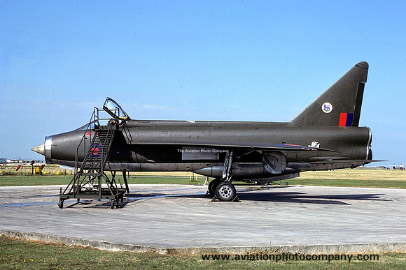 RAF English Electric Lightning F.1A XM173 at RAF Binbrook (1975)
