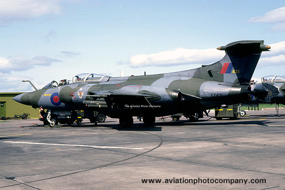 RAF 12 Squadron Blackburn Buccaneer S.2 XZ431 (1981)