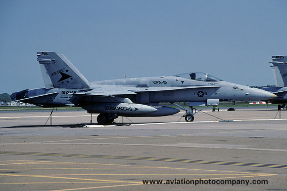 US Navy VFA-81 McDonnell Douglas F/A-18C Hornet 163493/AA-411 (2001)