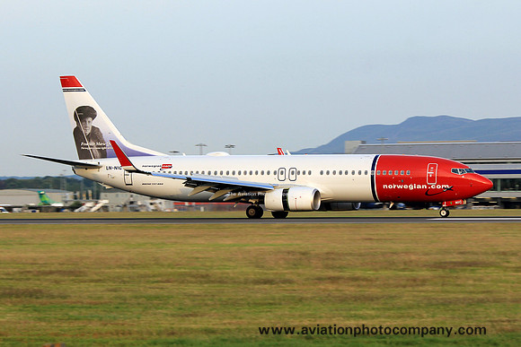 Norwegian Air Shuttle Boeing 737-800 LN-NIC at Glasgow IAP (2013)