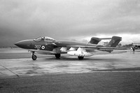 Royal Navy 892 Squadron De Havilland Sea Vixen FAW.2 XJ607/H307 (1966)