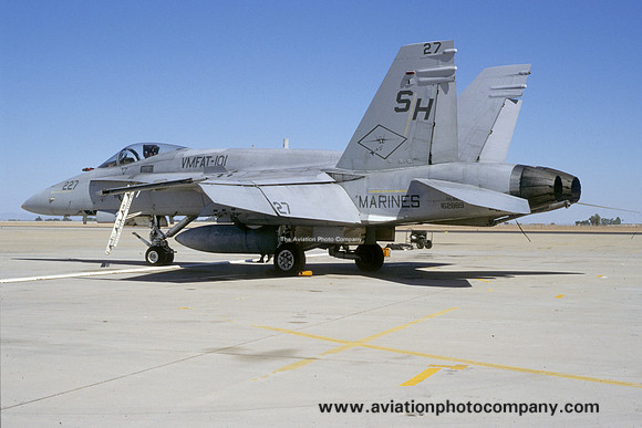 US Marines VMFAT-101 McDonnell Douglas F/A-18A Hornet 162889/SH-227 (2000)