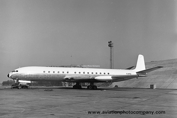 De Havilland Comet 4 G-APDI