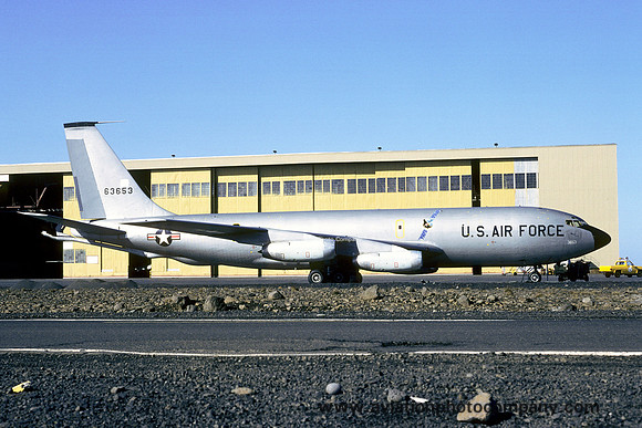 USAF 92 BW Boeing KC-135A Stratotanker 56-3653 at Keflavik (1980)