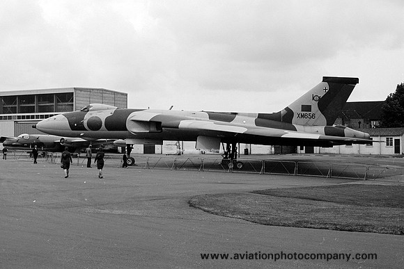 RAF 101 Squadron Avro Vulcan B.2 XM656 (1976)