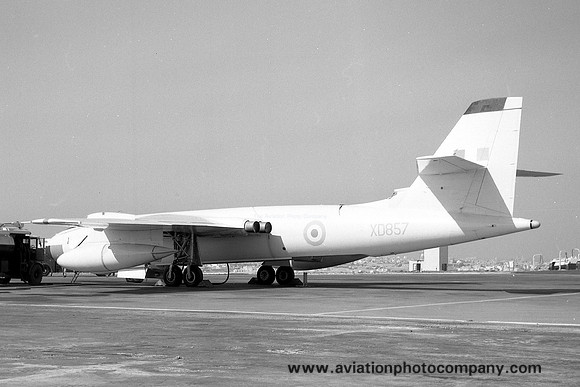 RAF Vickers Valiant B(K).1 XD857 at RAF Luqa (1962)