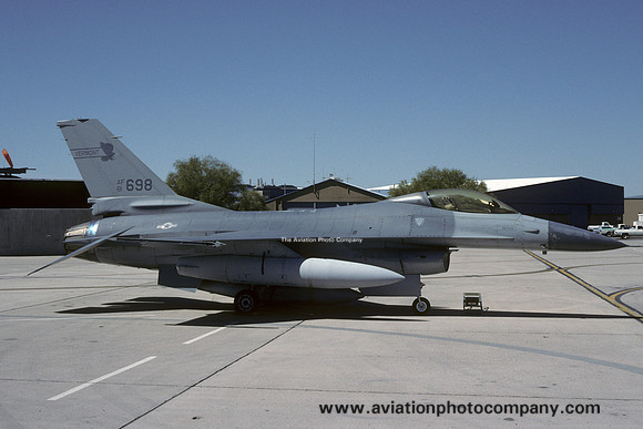 USAF Vermont ANG 134 FS General Dynamics F-16A Fighting Falcon 81-0698 (1992)